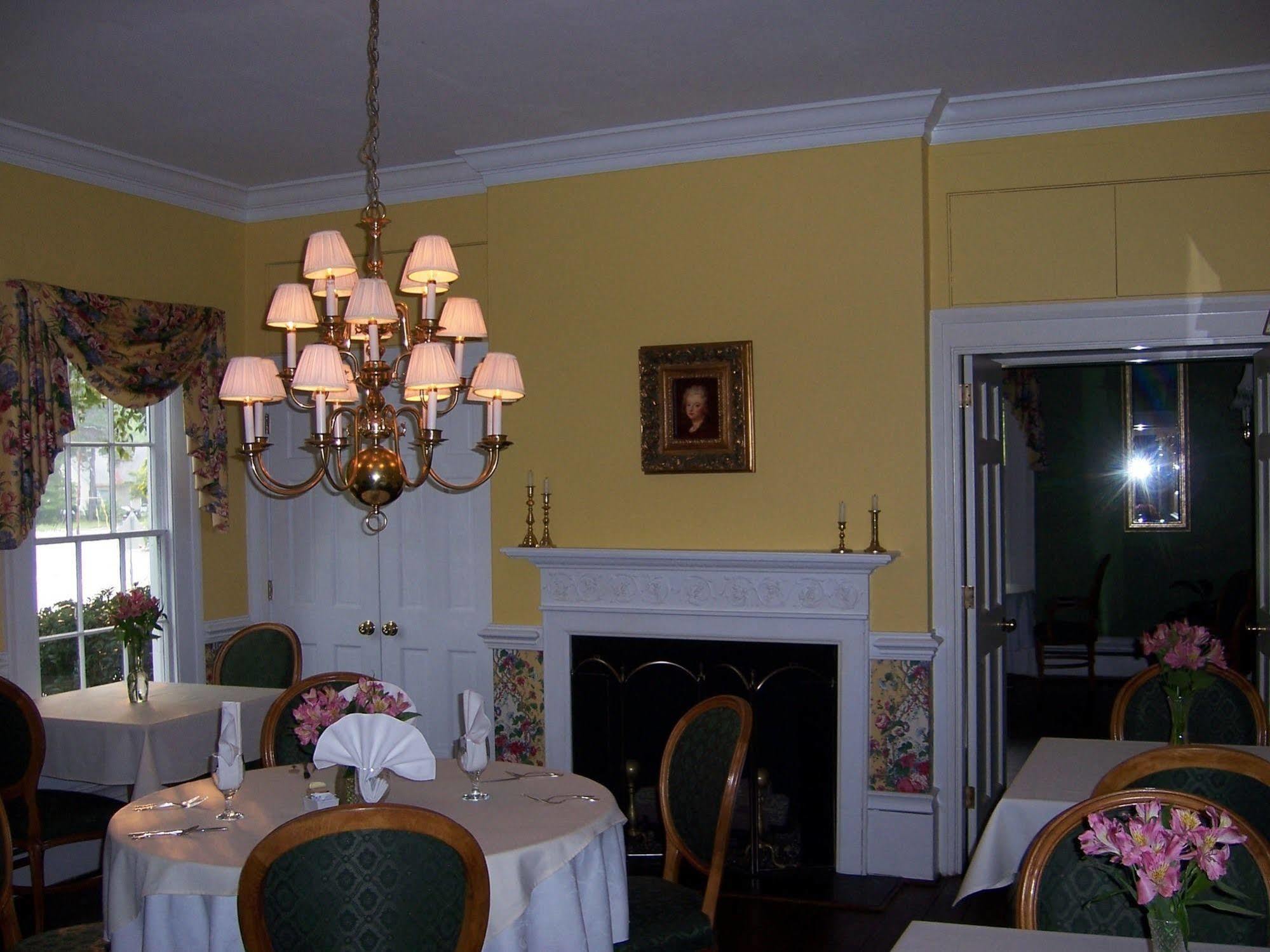 The Ashford Inn Clinton Restaurant billede
